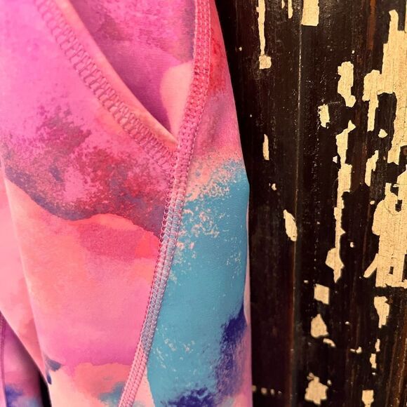 Girls Old Navy Power-soft tie dyed splatter leggings size XL 13-16 - Picture 2 of 8